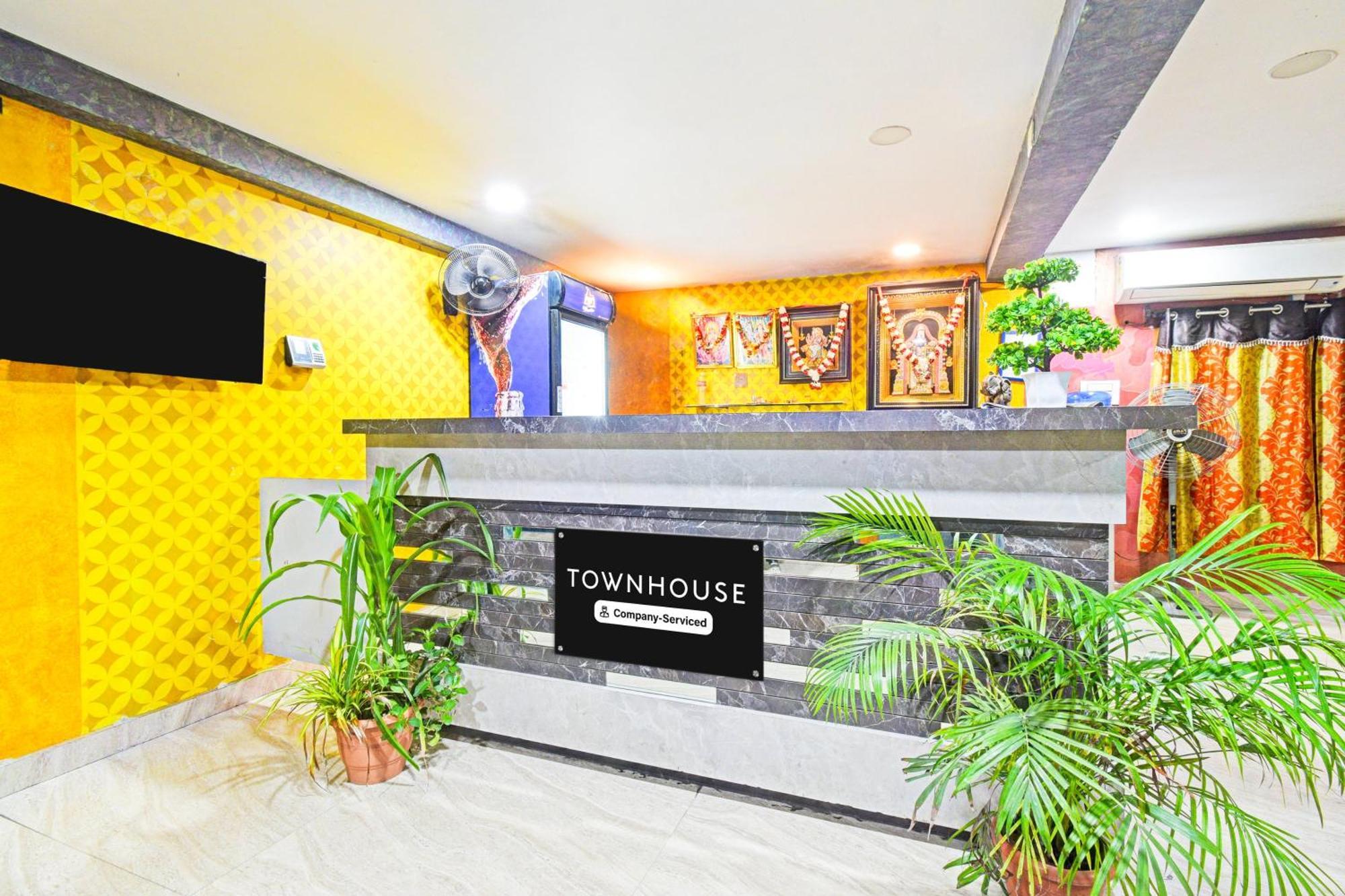 Super Townhouse Mancherial Mancherāl Εξωτερικό φωτογραφία
