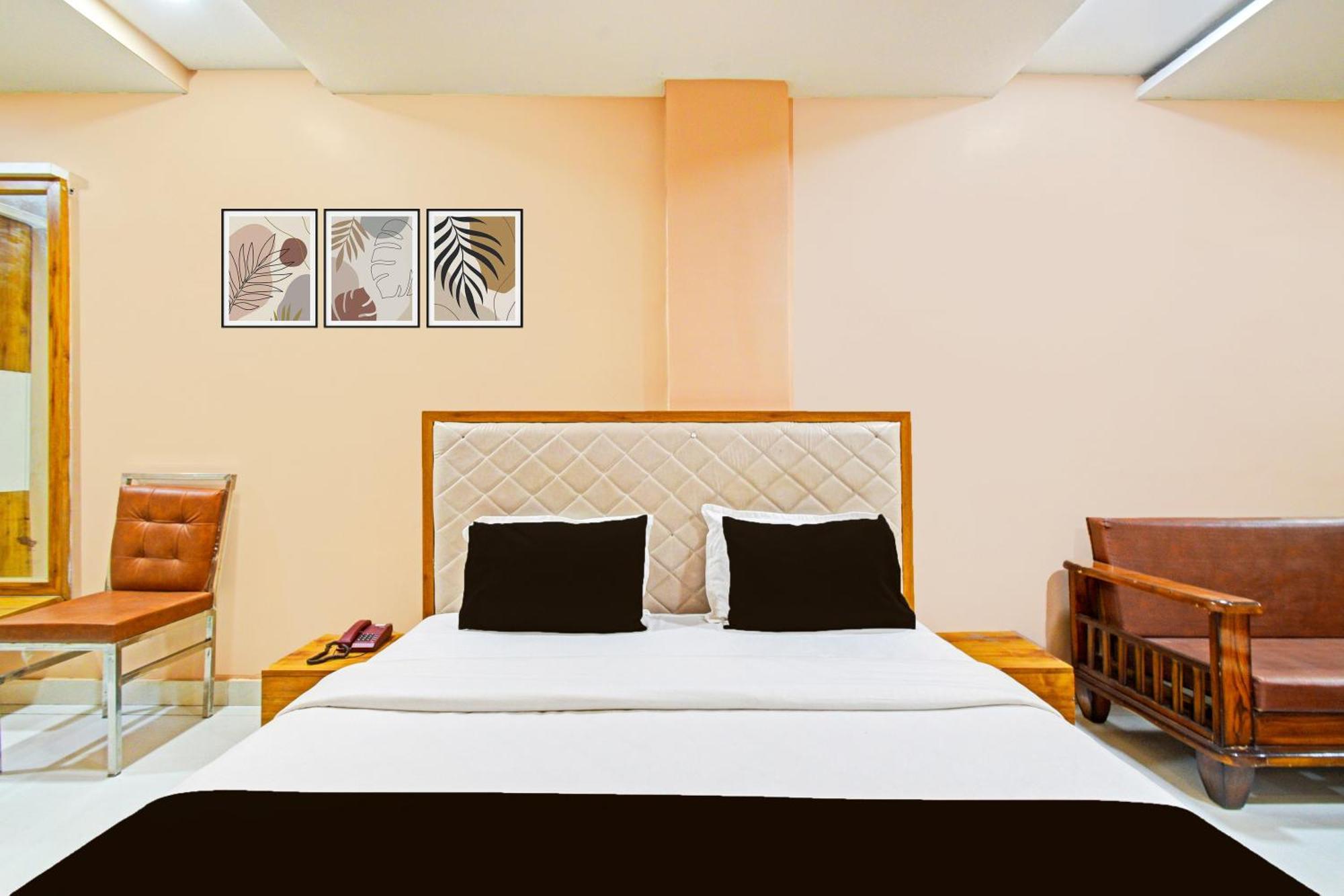 Super Townhouse Mancherial Mancherāl Εξωτερικό φωτογραφία
