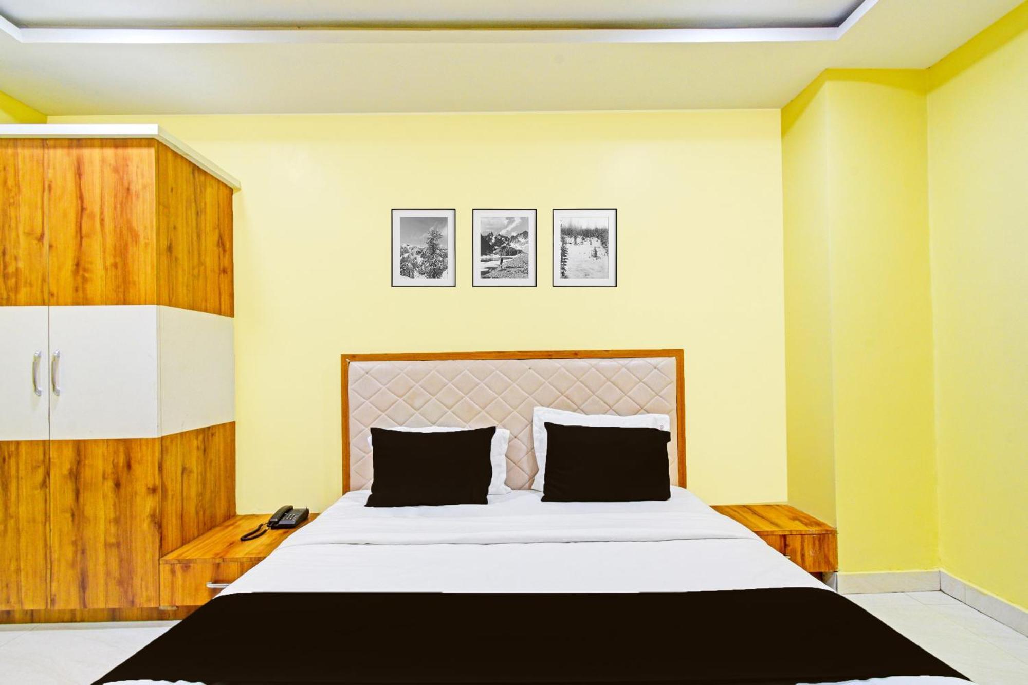 Super Townhouse Mancherial Mancherāl Εξωτερικό φωτογραφία