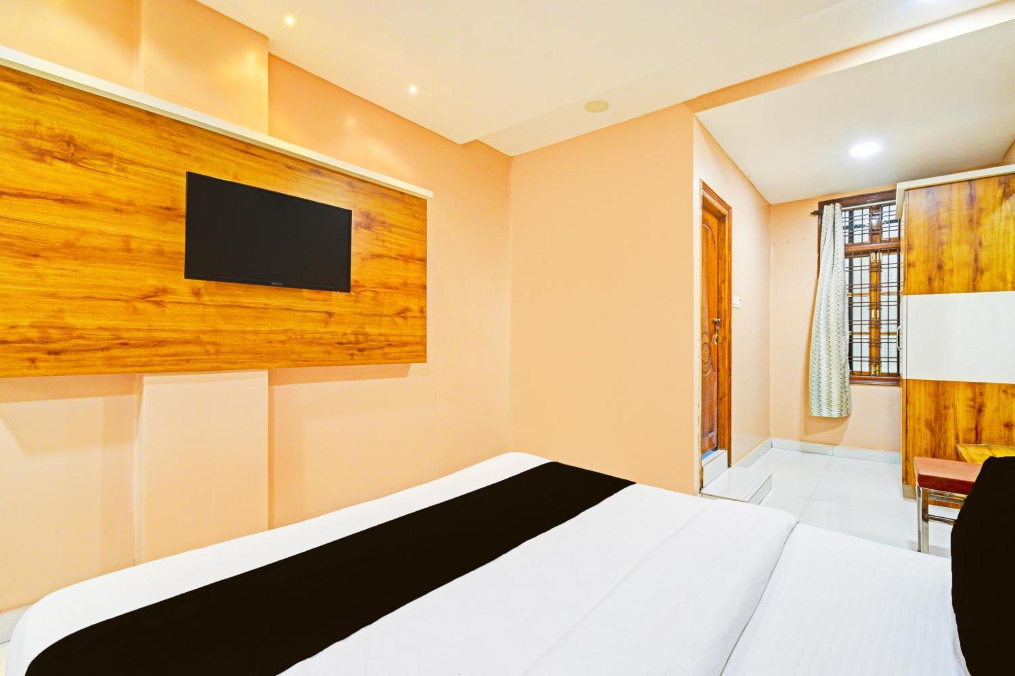 Super Townhouse Mancherial Mancherāl Εξωτερικό φωτογραφία