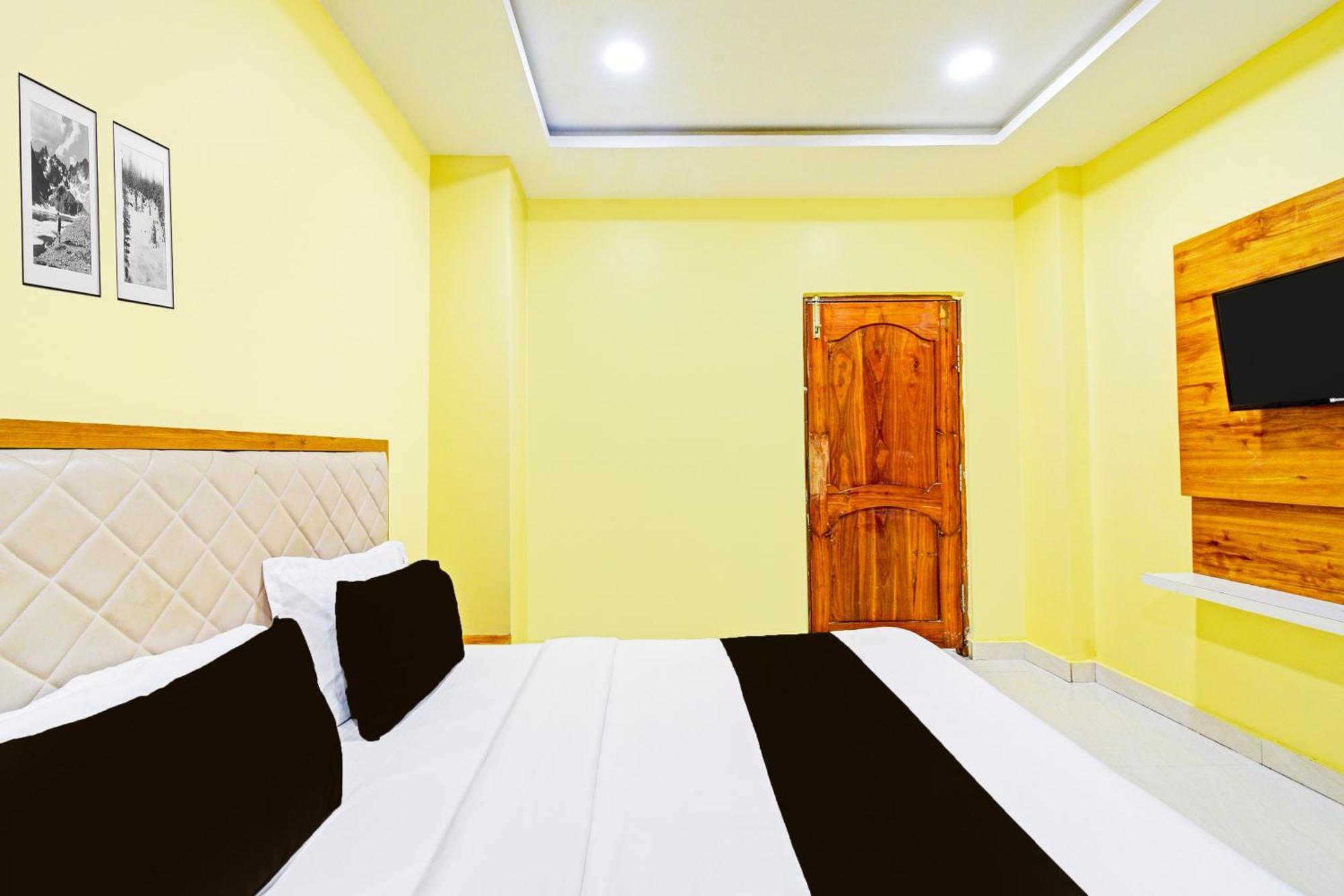 Super Townhouse Mancherial Mancherāl Εξωτερικό φωτογραφία